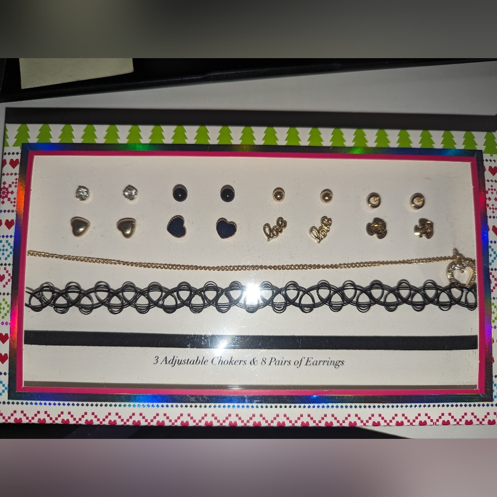 3 Chokers & 8 Earrings